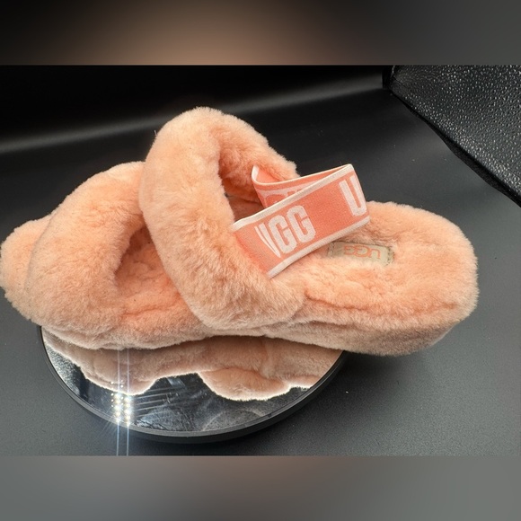 UGG Soft Coral Fluffy Slippers - Picture 4 of 12